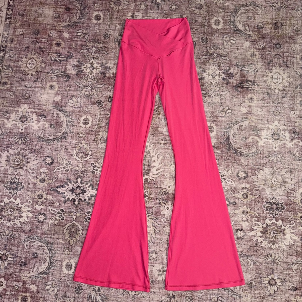 Aerie OFFLINE Real Me Crossover Flare Leggings Pink High Rise Yoga Pants Medium